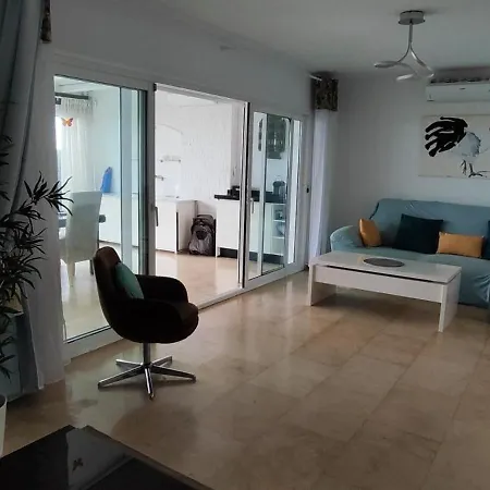 House El Saladillo Εστεπόνα